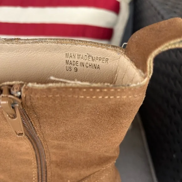 Brown Suede Western Ankle Boots Size 9 – Pointed Toe Cowboy Style - Picture 7 of 7